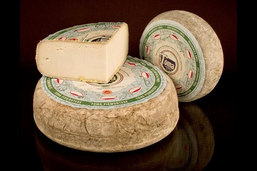 Toma Piemontese Cheese P.D.O.