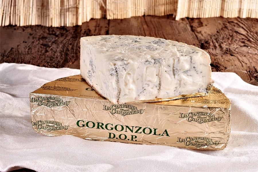 Gorgonzola Dolce (Italian Pasteurized Cow's Milk Cheese)